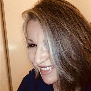 Meet your Posher, Christie